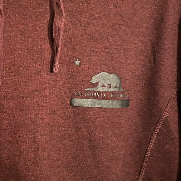 Puma and California Republic X-Large Hoodies Pair Burgundy and Black - Picture 3 of 6